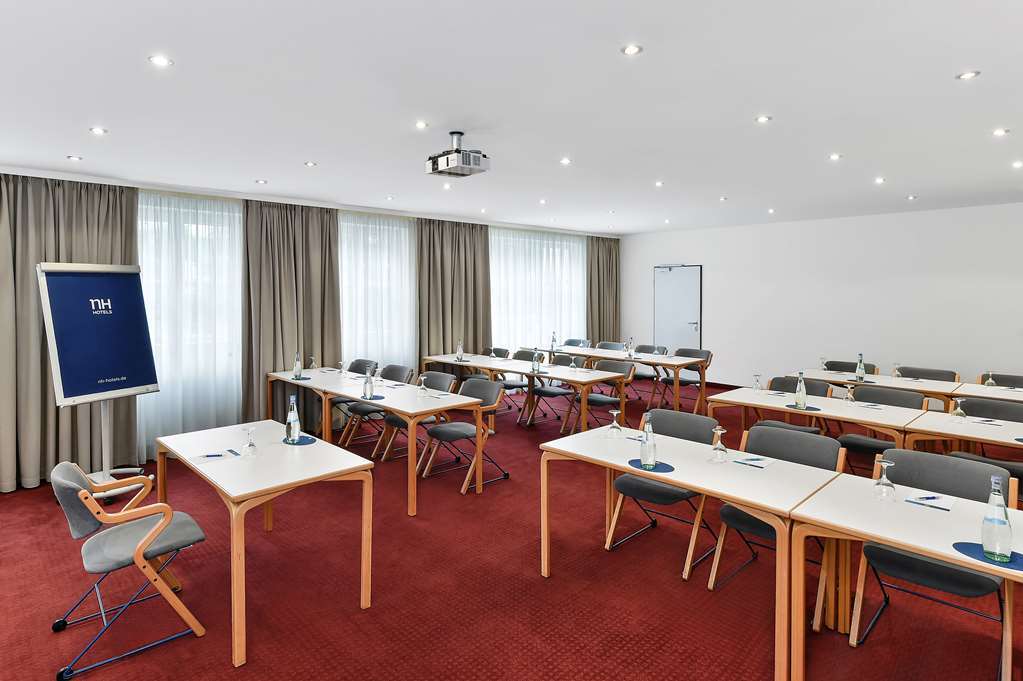 Hotel Kloesterle Noerdlingen - In Kuerze Elaya Hotel Kloesterle Нёрдлинген Удобства фото