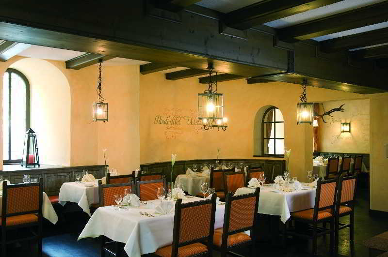 Hotel Kloesterle Noerdlingen - In Kuerze Elaya Hotel Kloesterle Нёрдлинген Экстерьер фото